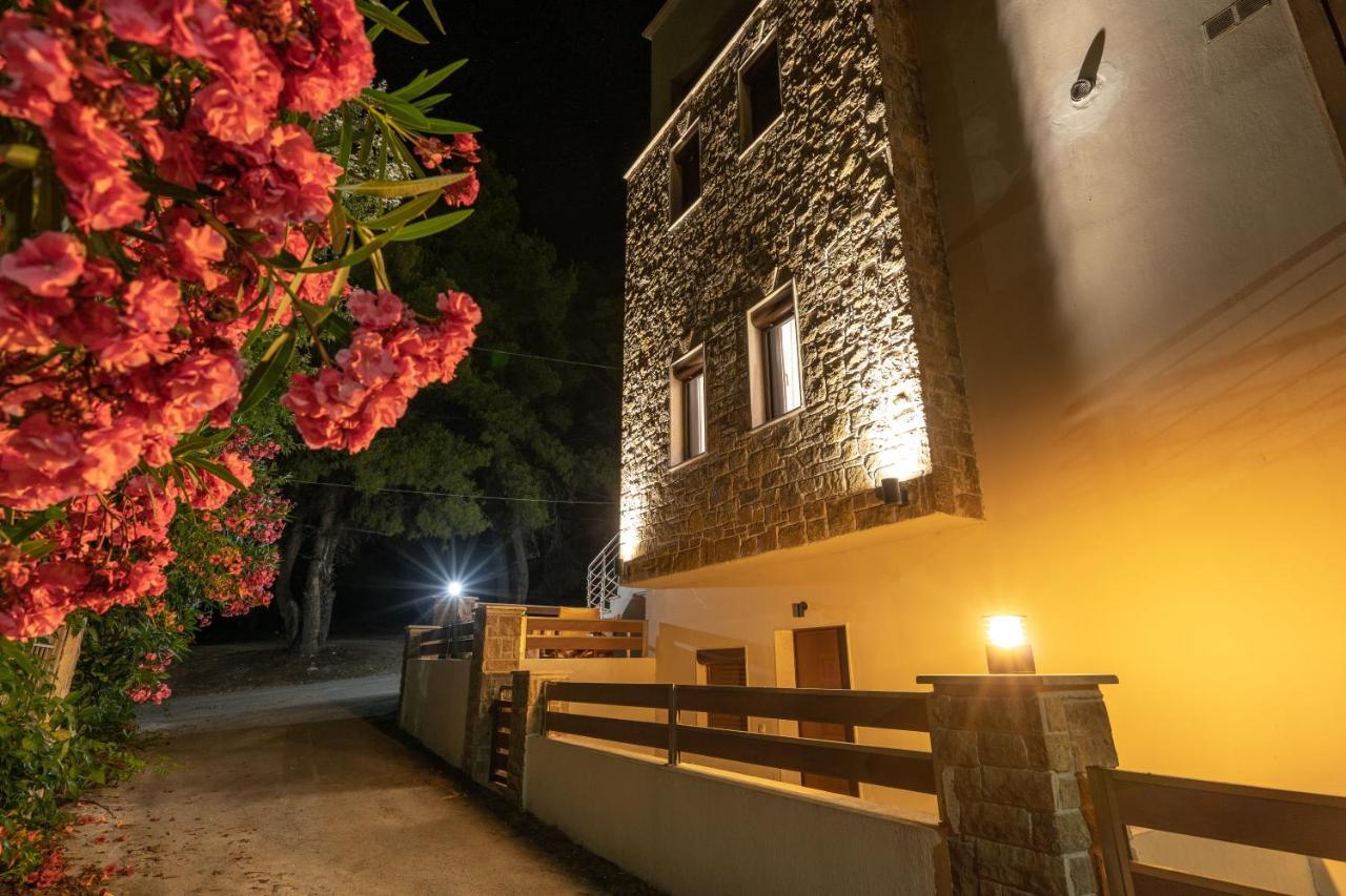 希维利Νεφέλη-Σπίτι Ολόκληρο Για Αξέχαστες Διακοπές Στην Σιβηρη公寓 外观 照片